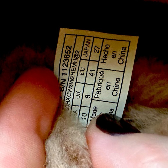 UGG CLASSIC MINI COW PRINT - Picture 2 of 3